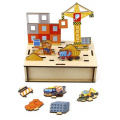 Маленькое фото товара - WoodLandToys Панорама. Стройка (6 схем, 21 фигурка, дерево, в ящике, от 3 лет) 151104, (ООО "СИБИРСКИЙ СУВЕНИР"). Вариант №1